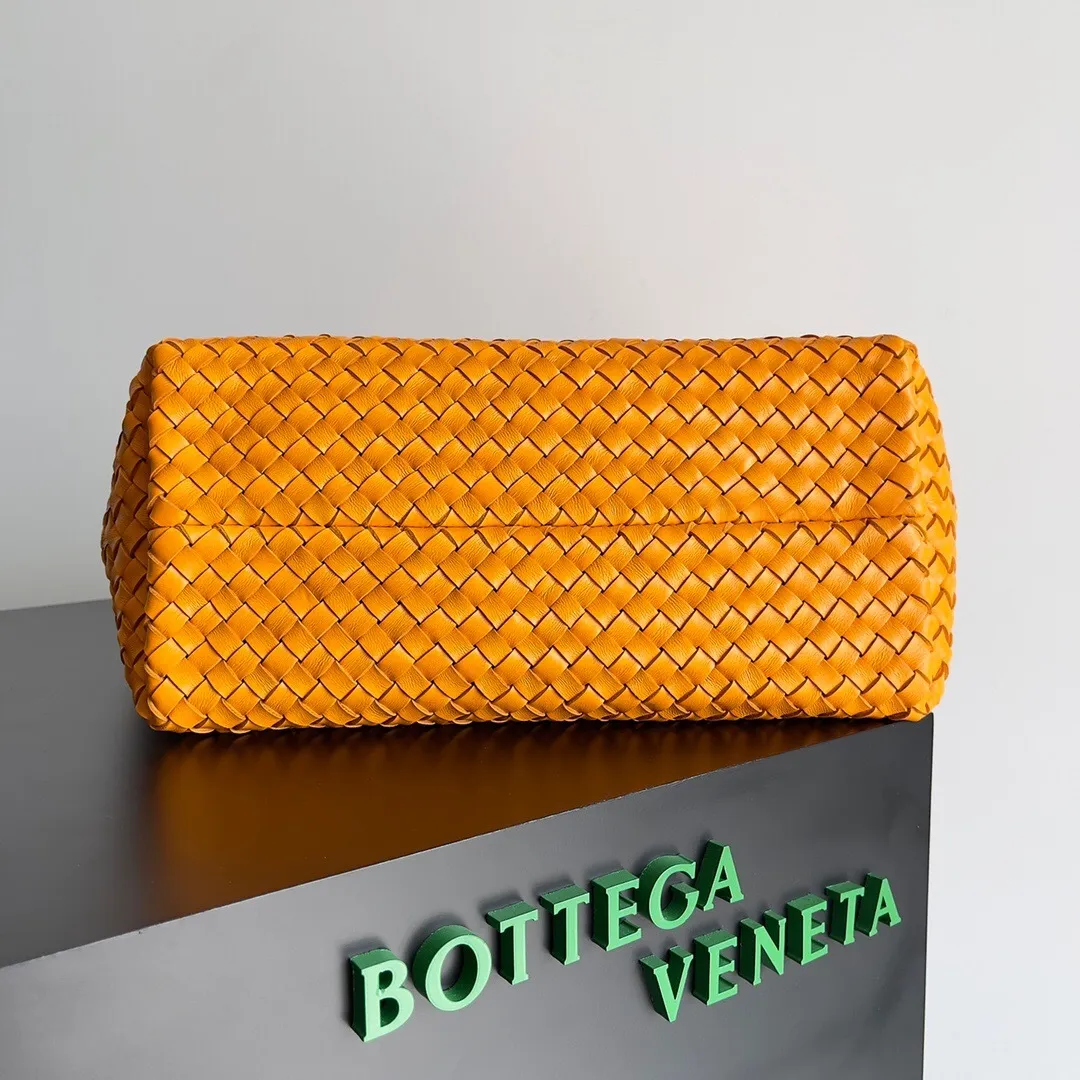 All categories 💚 Authentic bags 💚 BV 2025 new BV handbags